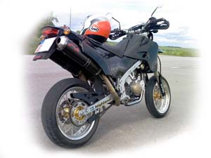 Highland 950V2 Super Motard -04